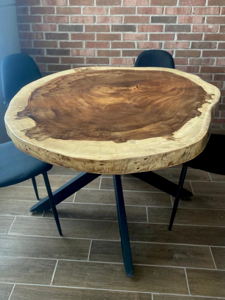 Mesa Corteza de Parota