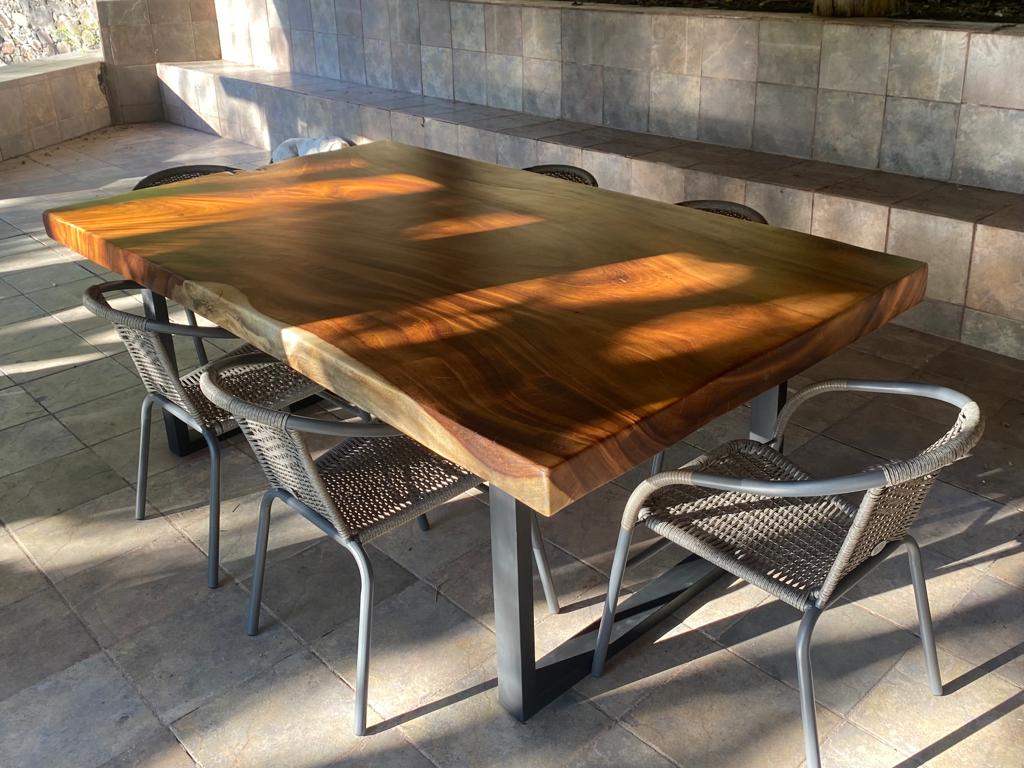Mesa Corteza de Parota